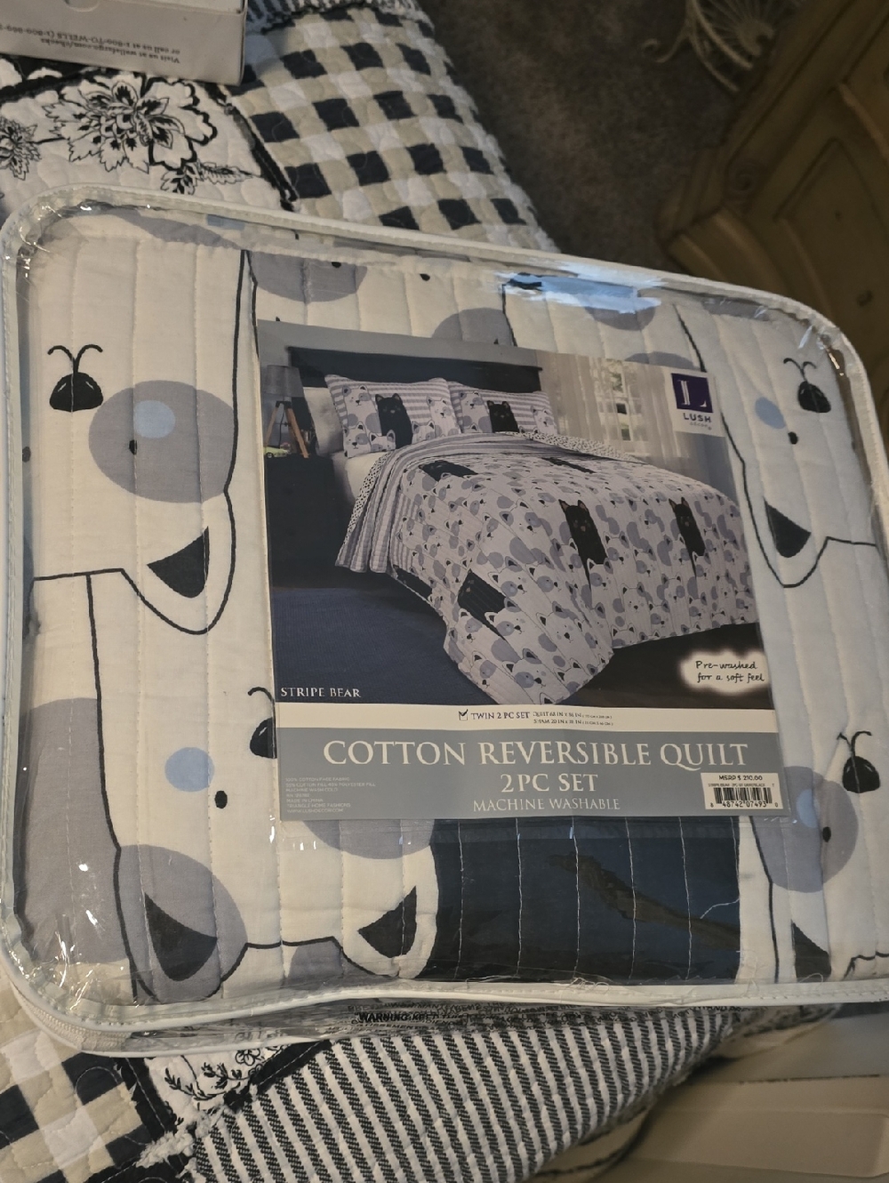 Lush Gray and White Cotton Reversible Kids Twin Quilt 2-Piece Set